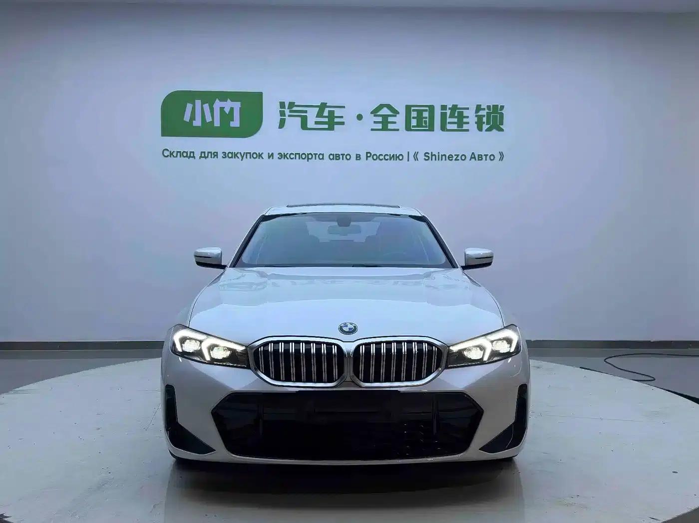 2023 BMW 3 Series 320Li M Sport Package — миниатюра 3