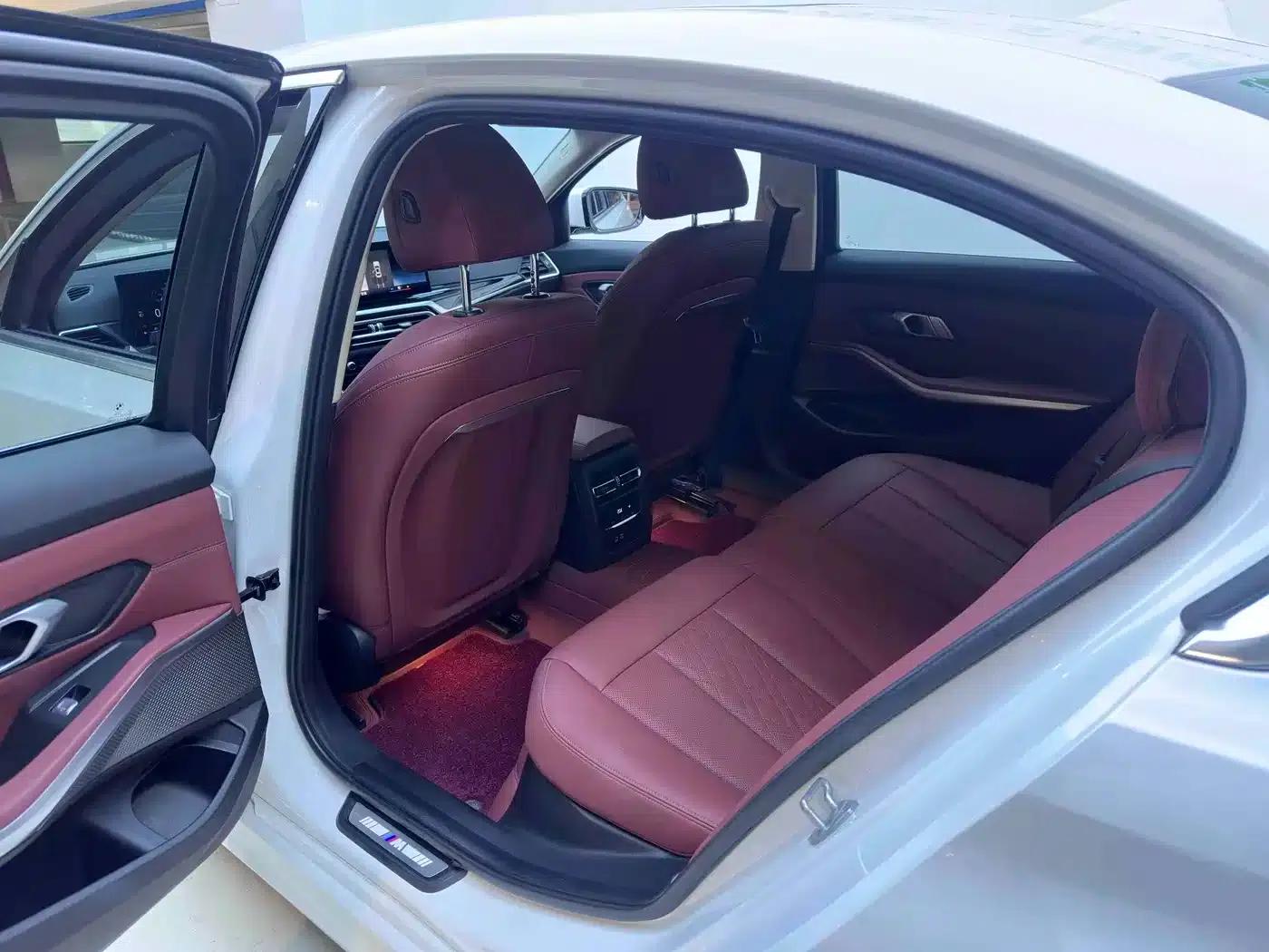 2023 BMW 3 Series 320Li M Sport Package — миниатюра 8