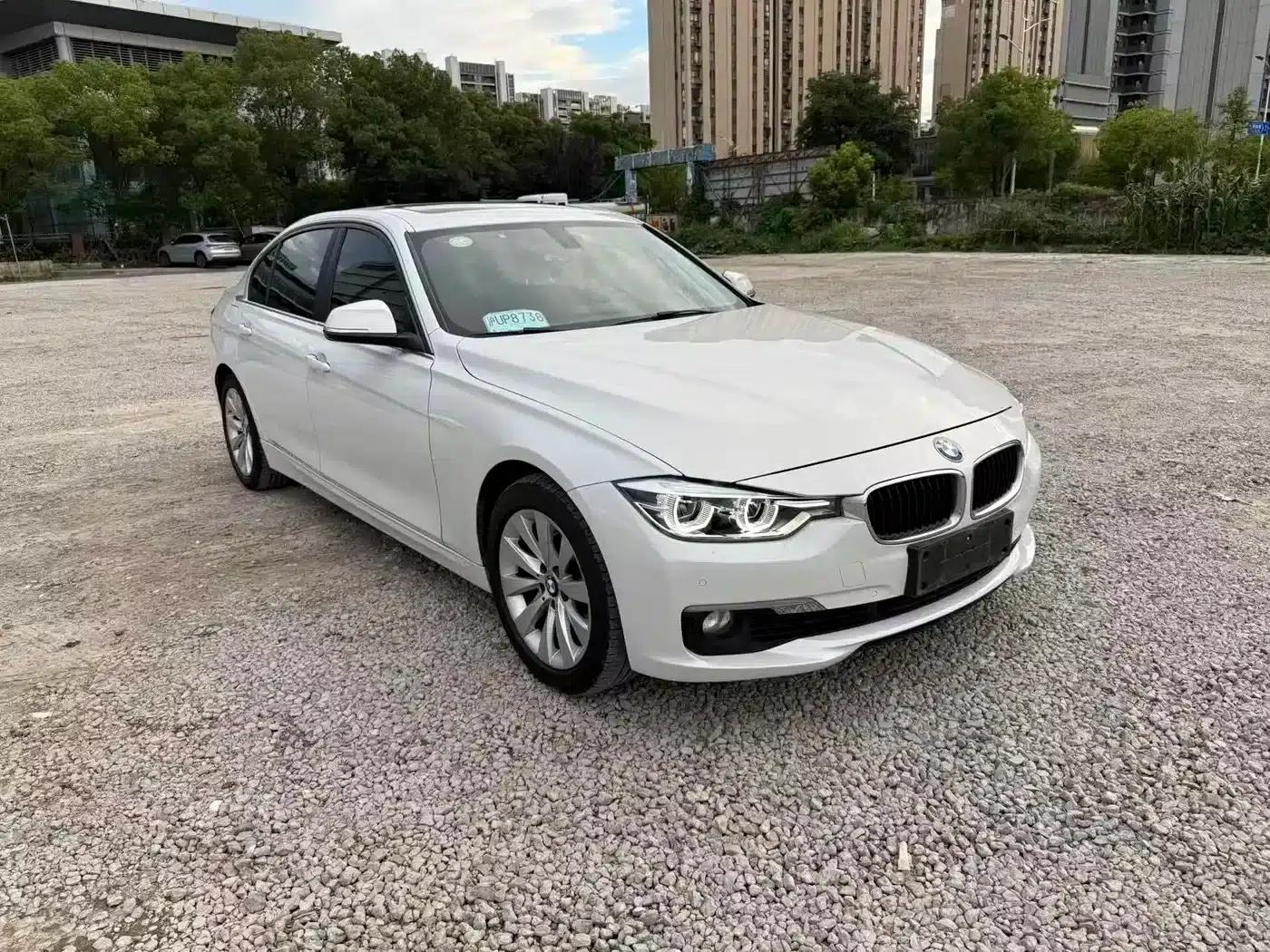 2017 BMW 3 Series 318Li Fashion Edition — миниатюра 3