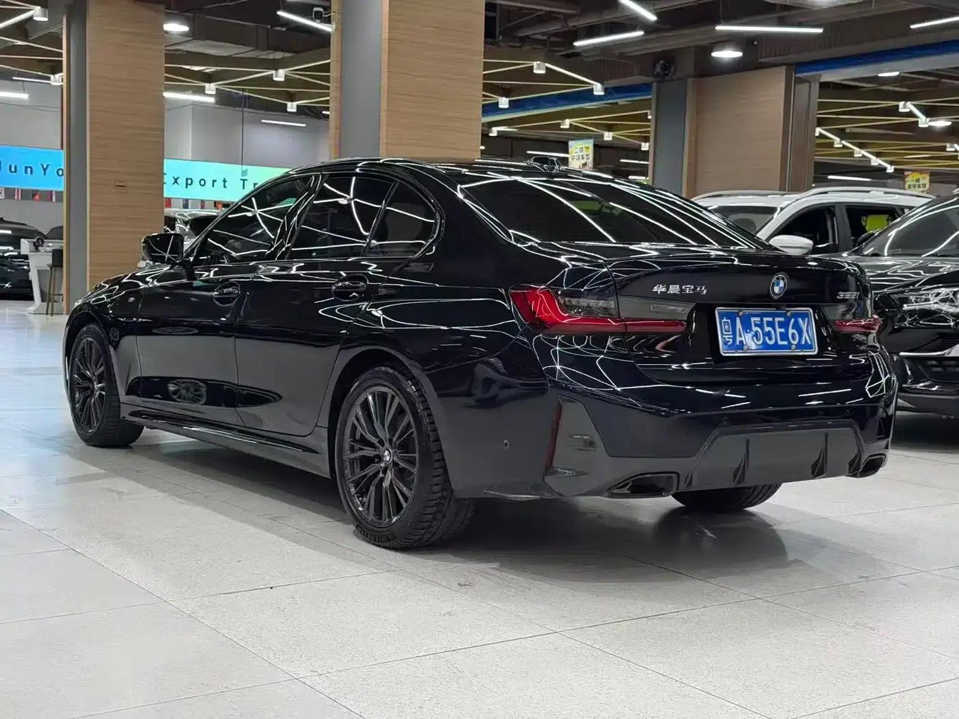 2024 BMW 3 Series 325i M Sport Shadow Edition — миниатюра 11