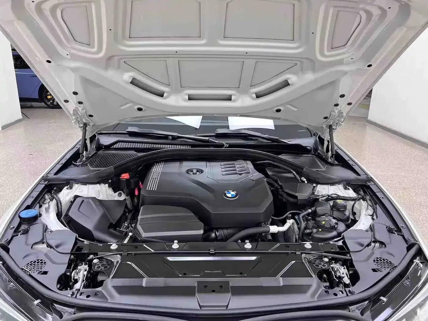 2020 BMW 3 Series 325Li M Sport Package — миниатюра 21
