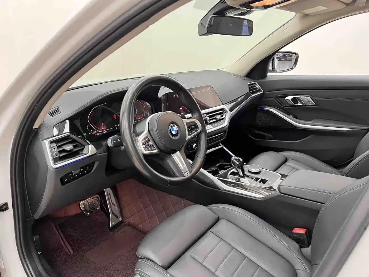 2020 BMW 3 Series 325Li M Sport Package — миниатюра 6
