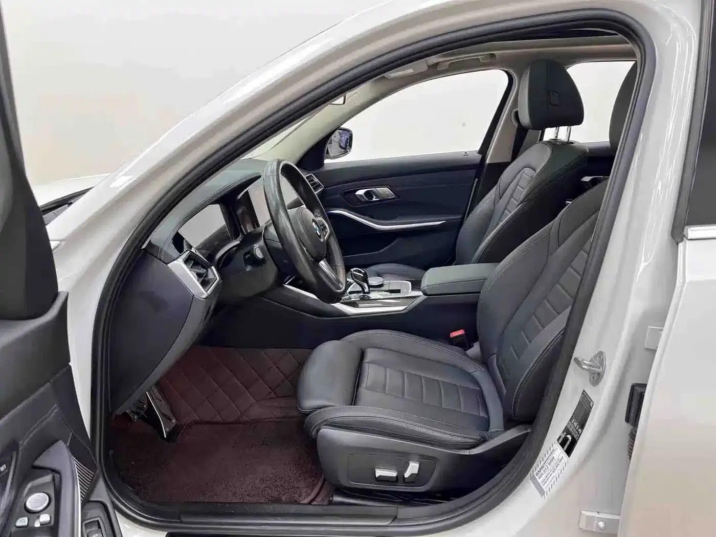 2020 BMW 3 Series 325Li M Sport Package — миниатюра 7