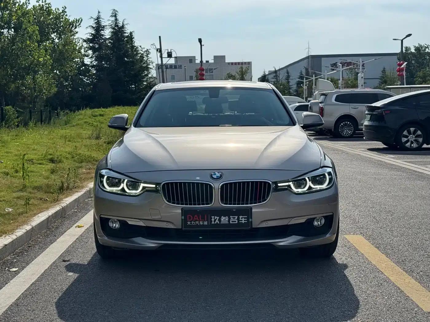 BMW 3 Series 2018 320Li Fashion Edition — миниатюра 2