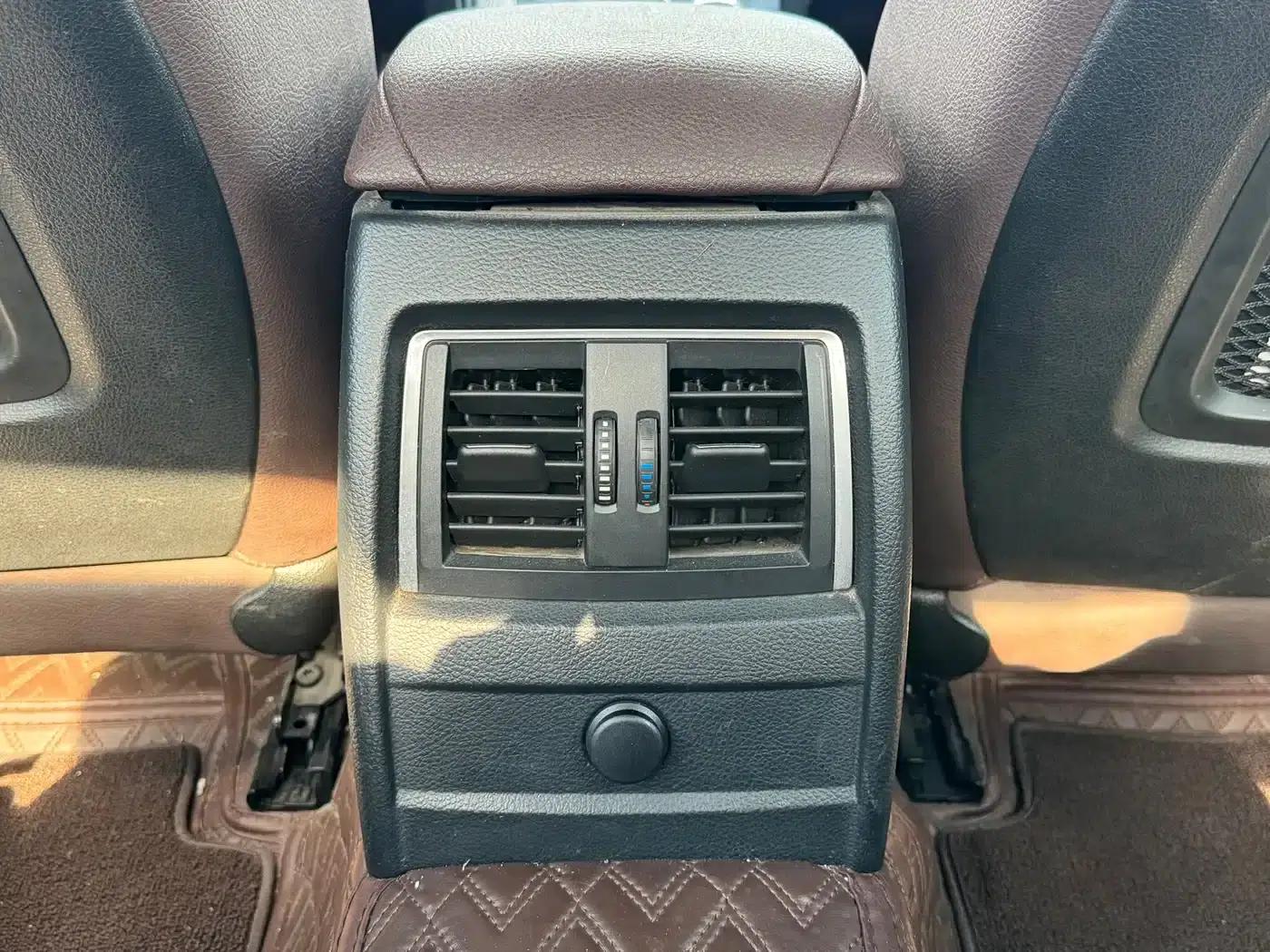 BMW 3 Series 2018 320Li Fashion Edition — миниатюра 12