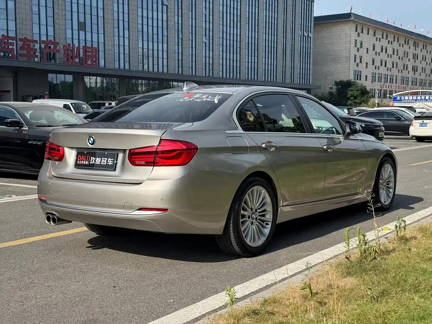 BMW 3 Series 2018 320Li Fashion Edition — миниатюра 6