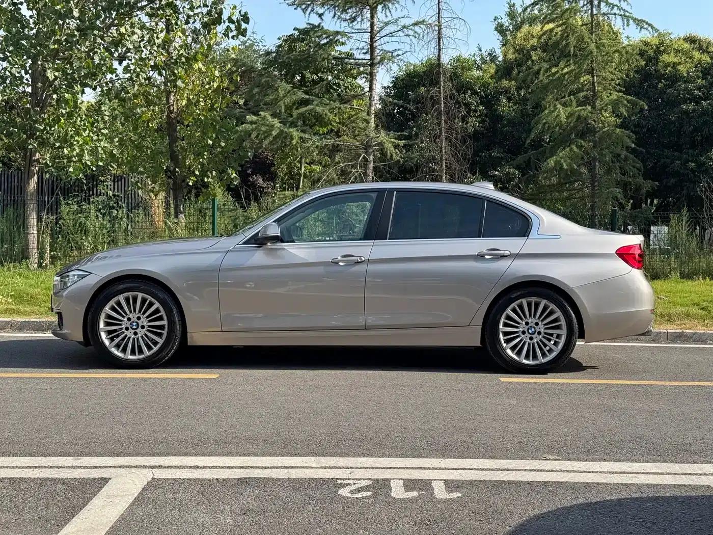 BMW 3 Series 2018 320Li Fashion Edition — миниатюра 7