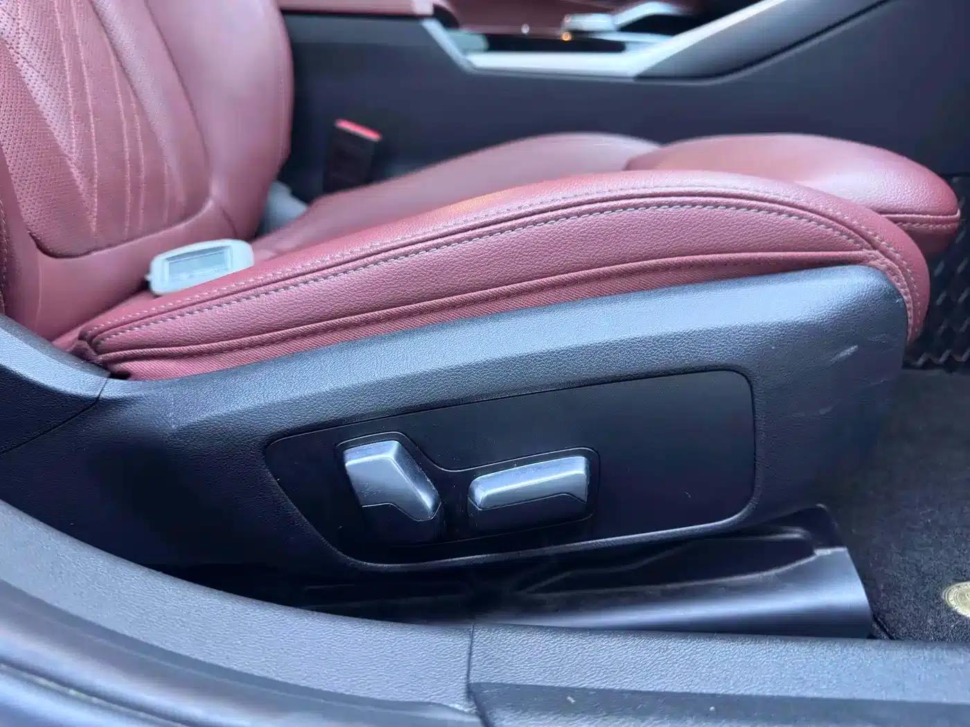 2023 BMW 3 Series 320Li M Sport Package — миниатюра 14