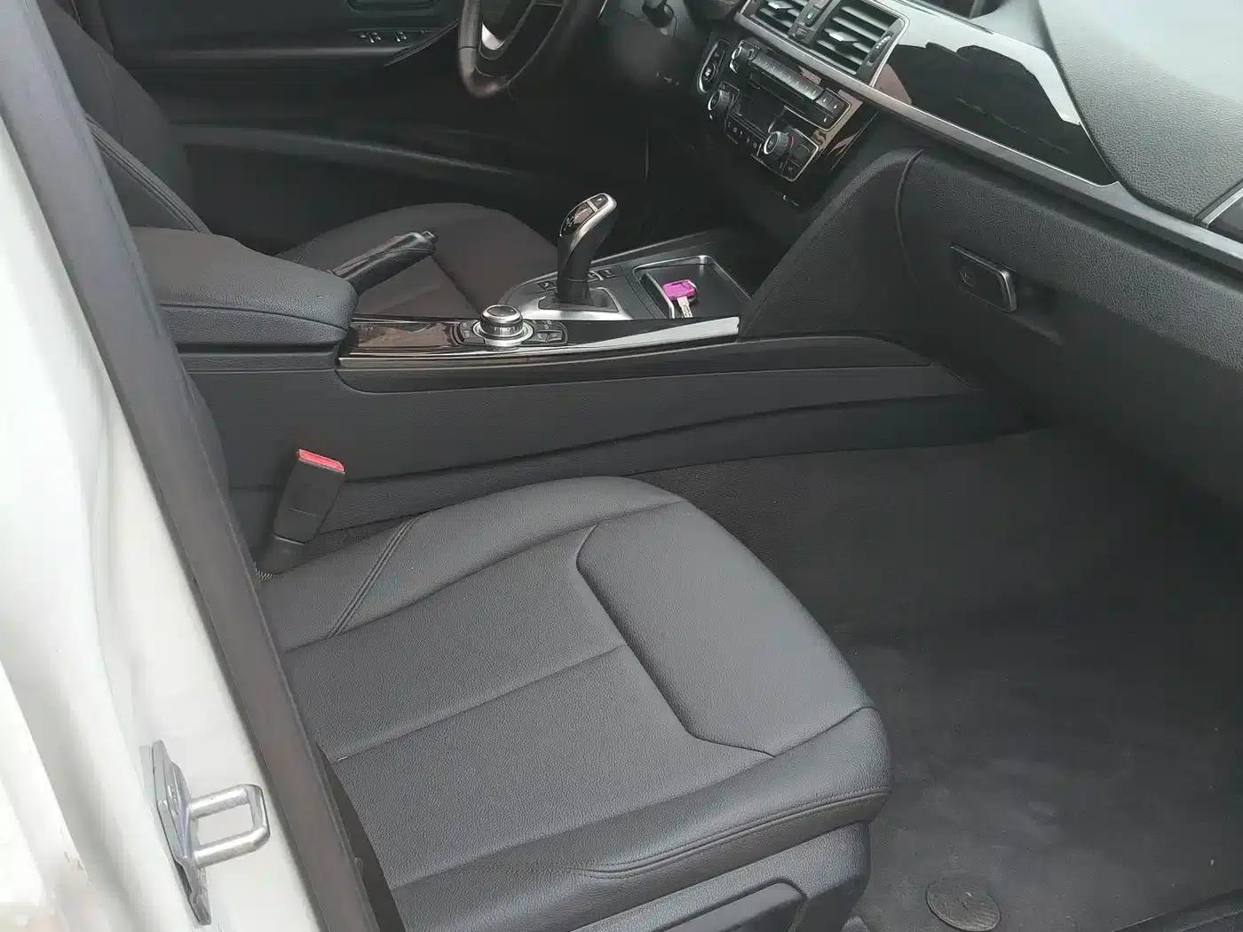 2017 BMW 3 Series 320Li M Sport — миниатюра 8
