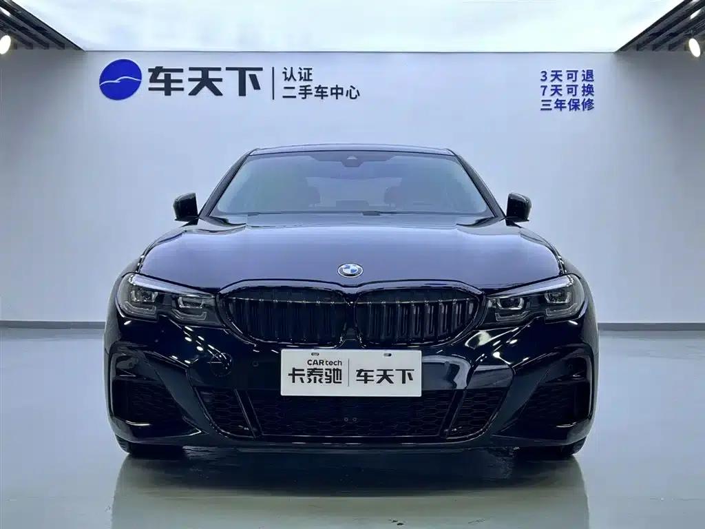 2022 BMW 3 Series 330i M Sport Shadow Edition — миниатюра 3