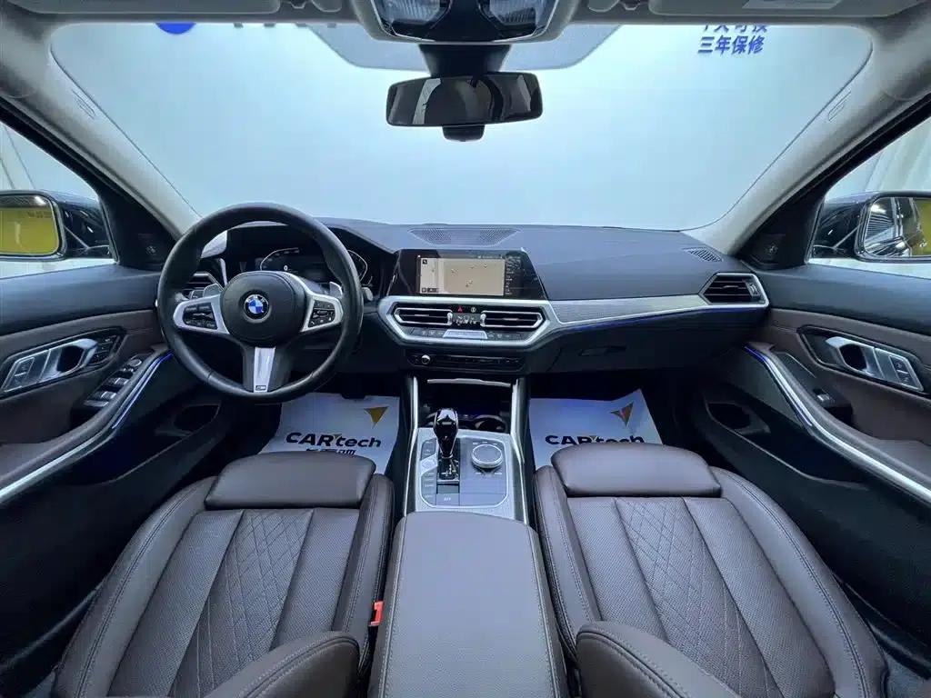 2022 BMW 3 Series 330i M Sport Shadow Edition — миниатюра 9