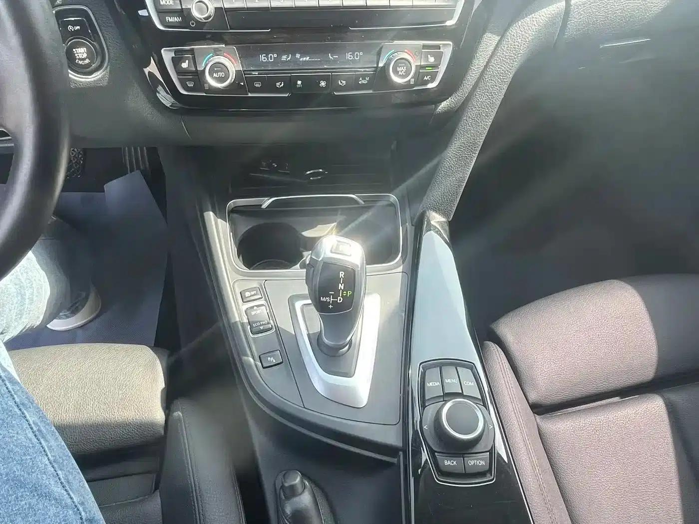 BMW 3 Series 2018 320Li Fashion Edition — миниатюра 7