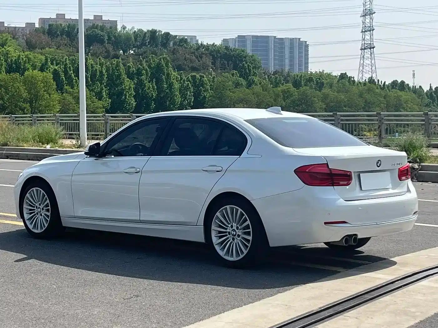 BMW 3 Series 2018 320Li Fashion Edition — миниатюра 9