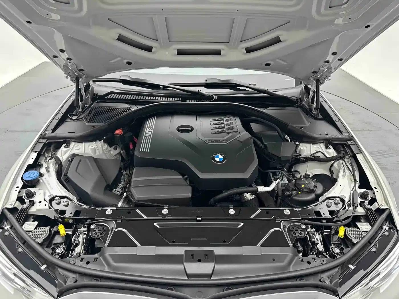 2022 BMW 3 Series 320i Sport Package — миниатюра 19