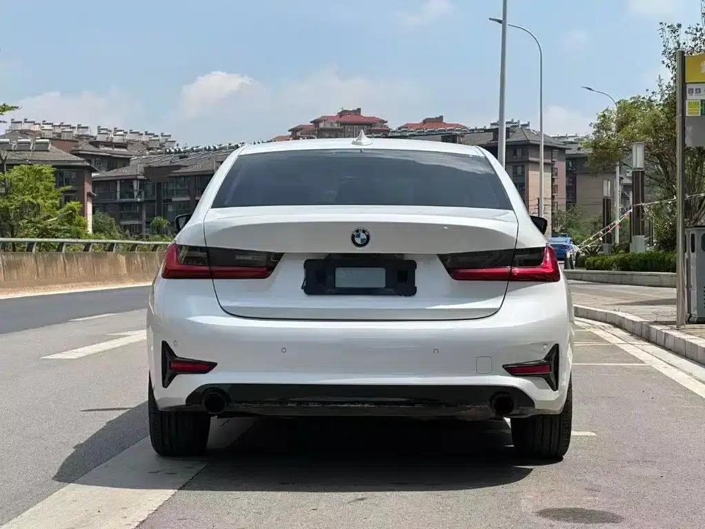 2022 BMW 3 Series 320i Sport Package — миниатюра 8