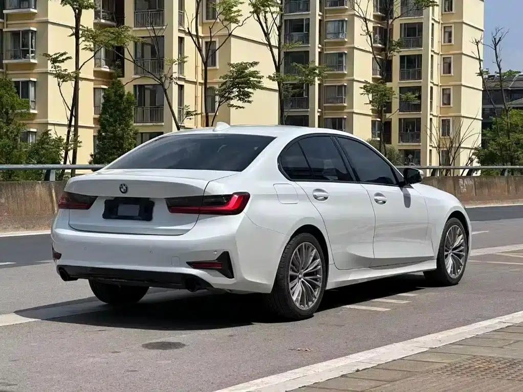 2022 BMW 3 Series 320i Sport Package — миниатюра 9