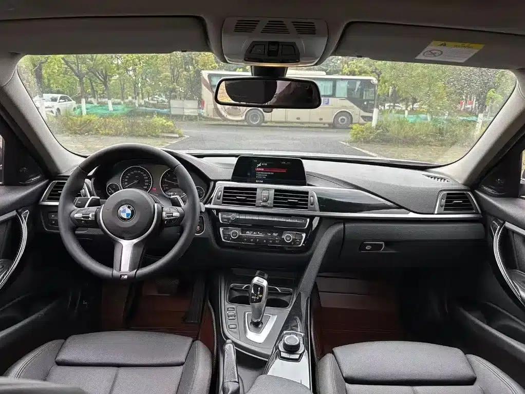2018 BMW 3 Series 320Li Leading M Sport Package — миниатюра 4