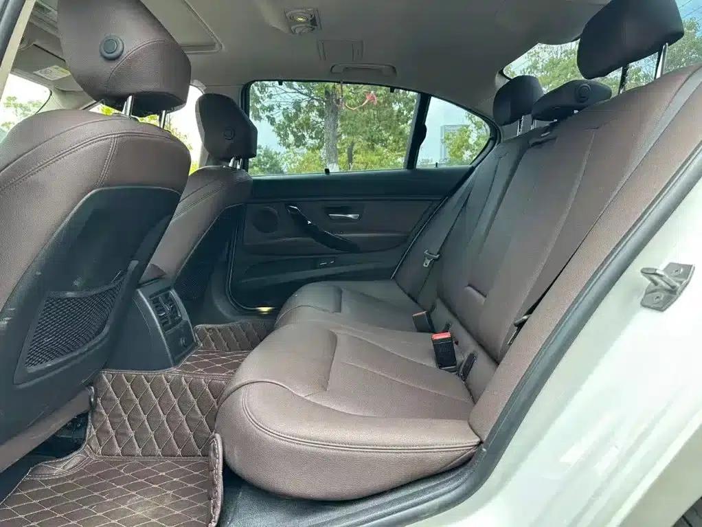2019 BMW 3 Series 320Li M Sport Package — миниатюра 5