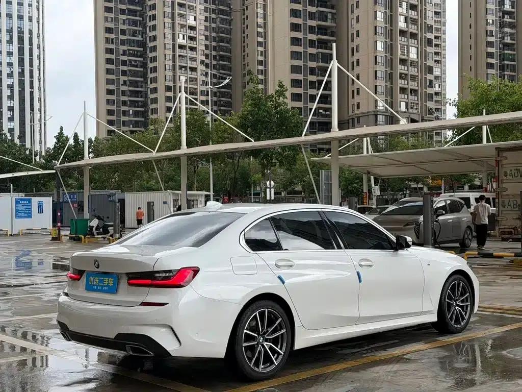 2022 BMW 3 Series 320Li M Sport Package — миниатюра 7