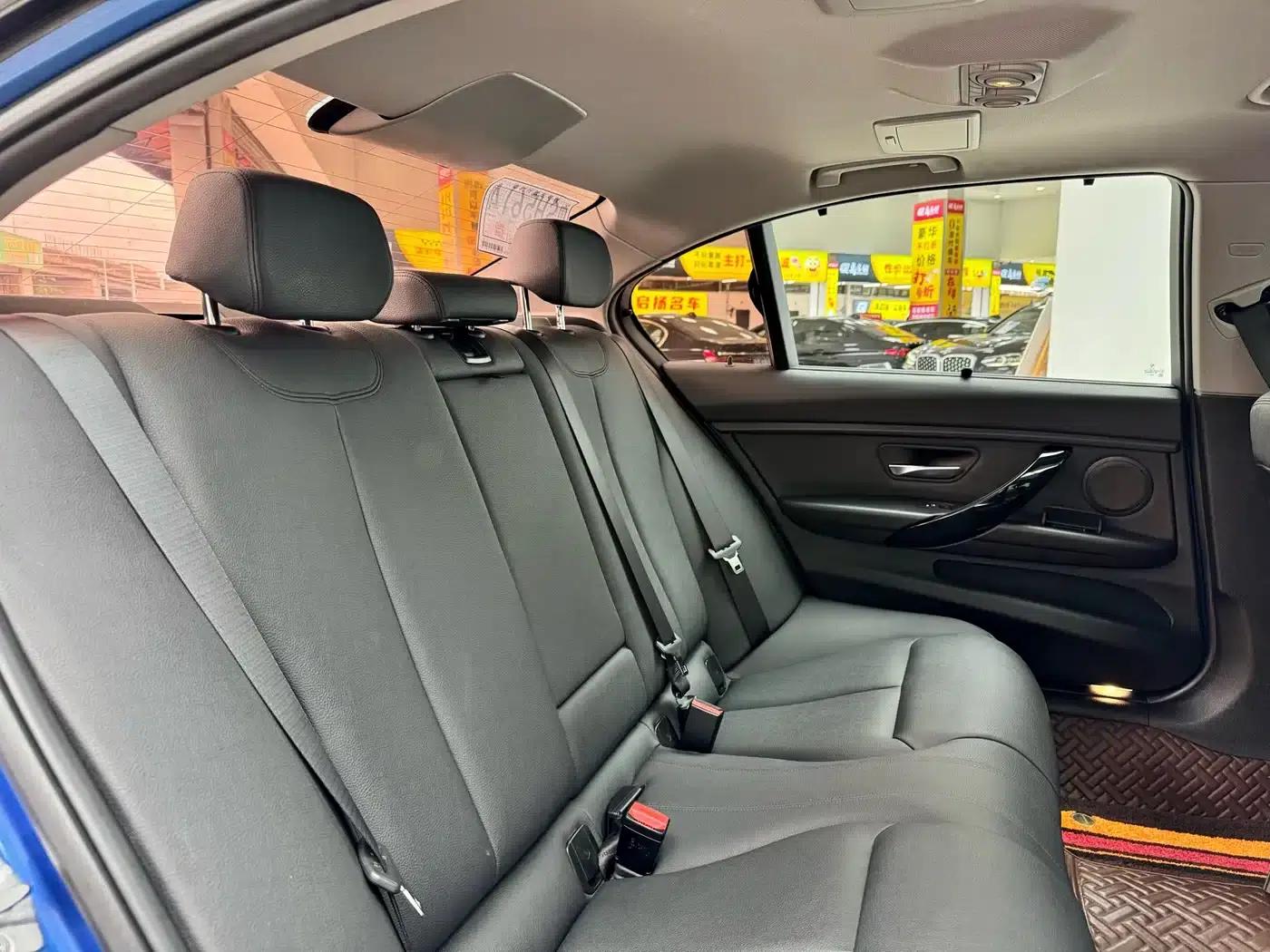 2018 BMW 3 Series 320Li Leading M Sport Package — миниатюра 11