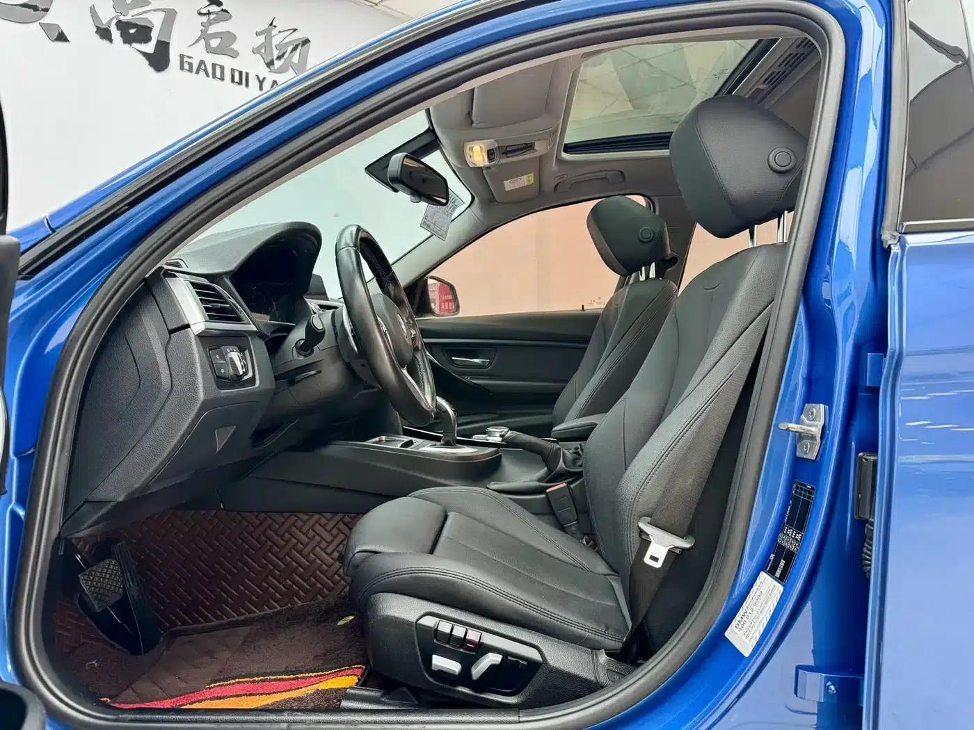 2018 BMW 3 Series 320Li Leading M Sport Package — миниатюра 5