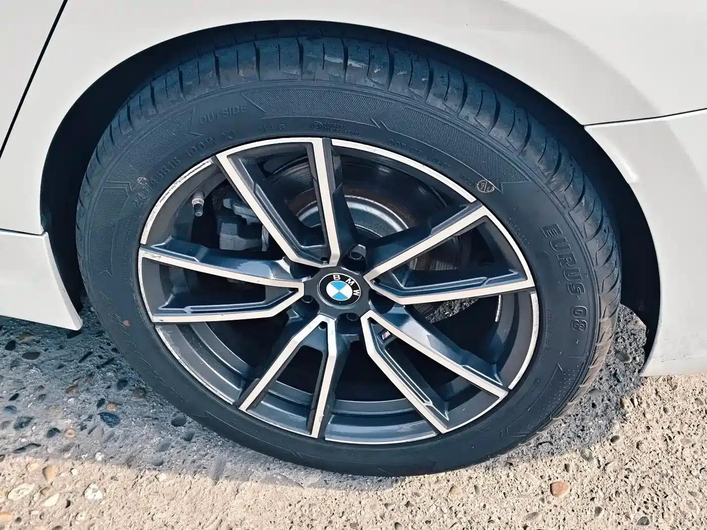 2023 BMW 3 Series 325Li M Sport Package — миниатюра 13