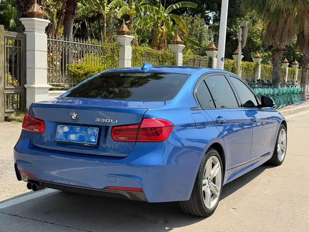 2017 BMW 3 Series 330Li M Sport — миниатюра 5