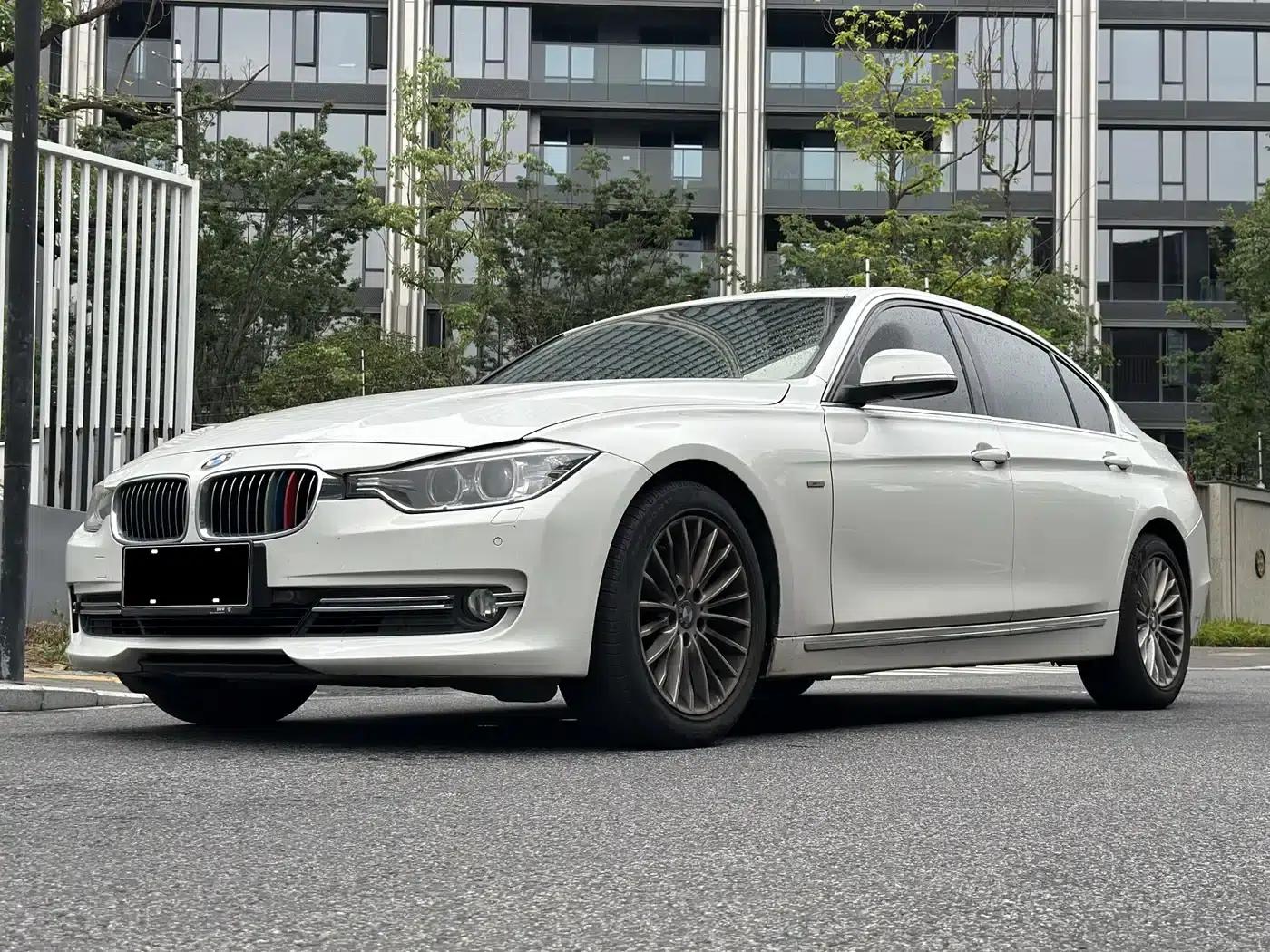 BMW 3 Series 2015 320Li Luxury Design Package — миниатюра 1