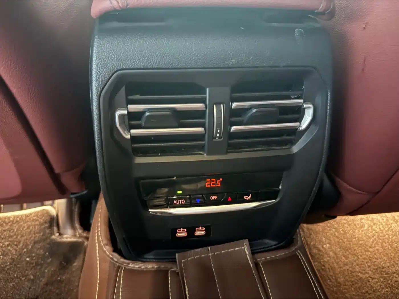 2023 BMW 3 Series 320Li M Sport Package — миниатюра 19