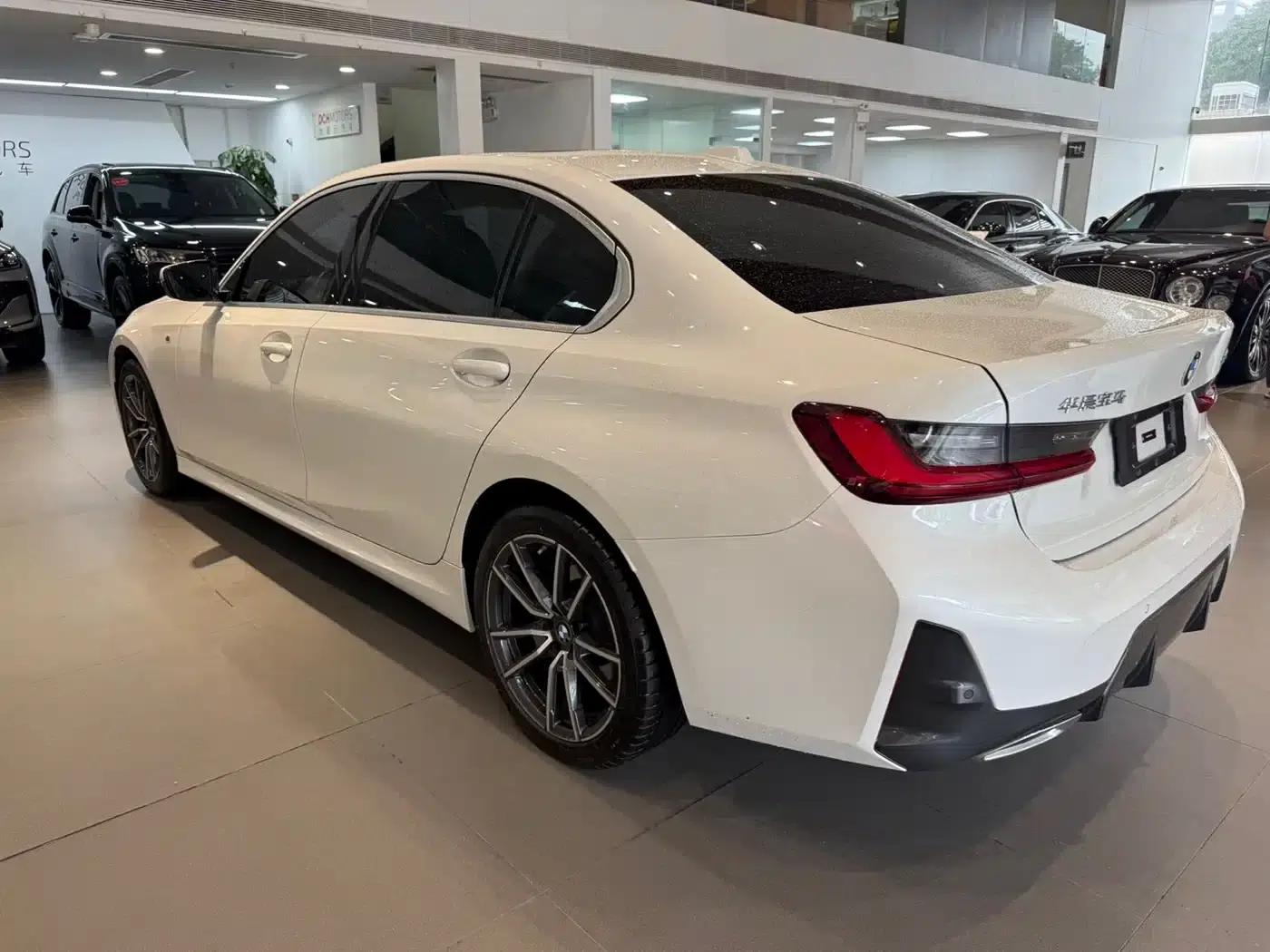 2023 BMW 3 Series 320Li M Sport Package — миниатюра 6