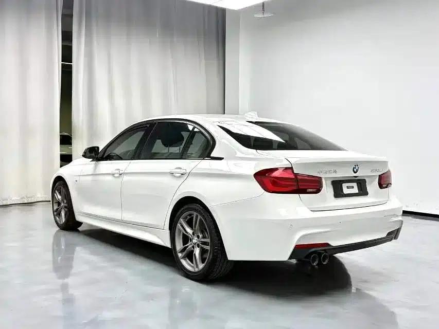 2018 BMW 3 Series 330Li M Sport Shadow Edition — миниатюра 9