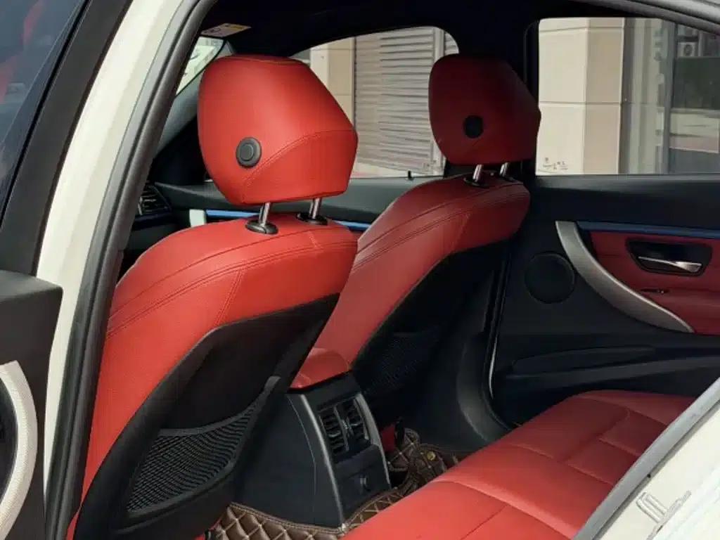 2019 BMW 3 Series 320i M Sport Package — миниатюра 5