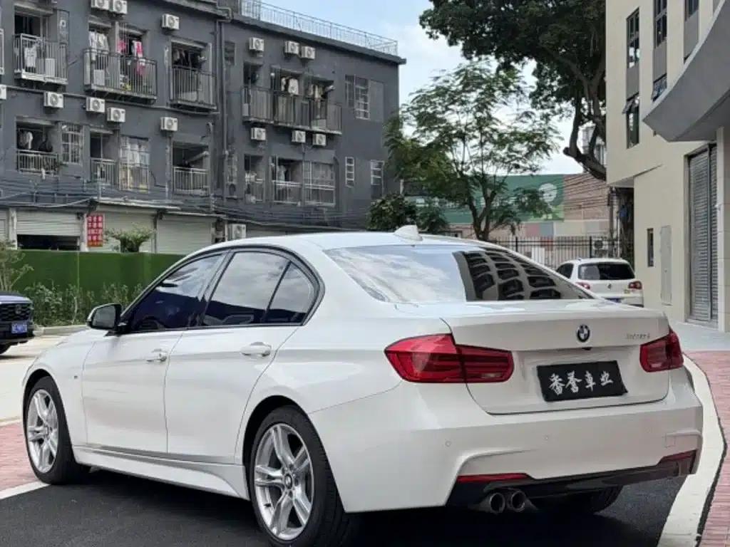 2019 BMW 3 Series 320i M Sport Package — миниатюра 7