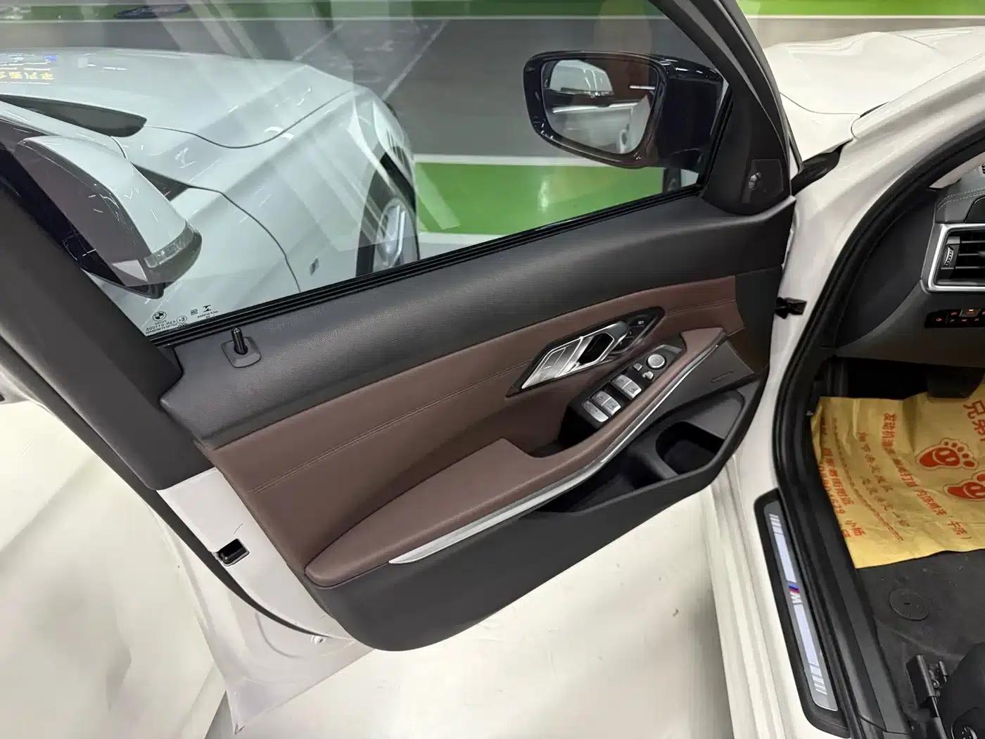 2020 BMW 3 Series Facelift 325Li M Sport Package — миниатюра 11
