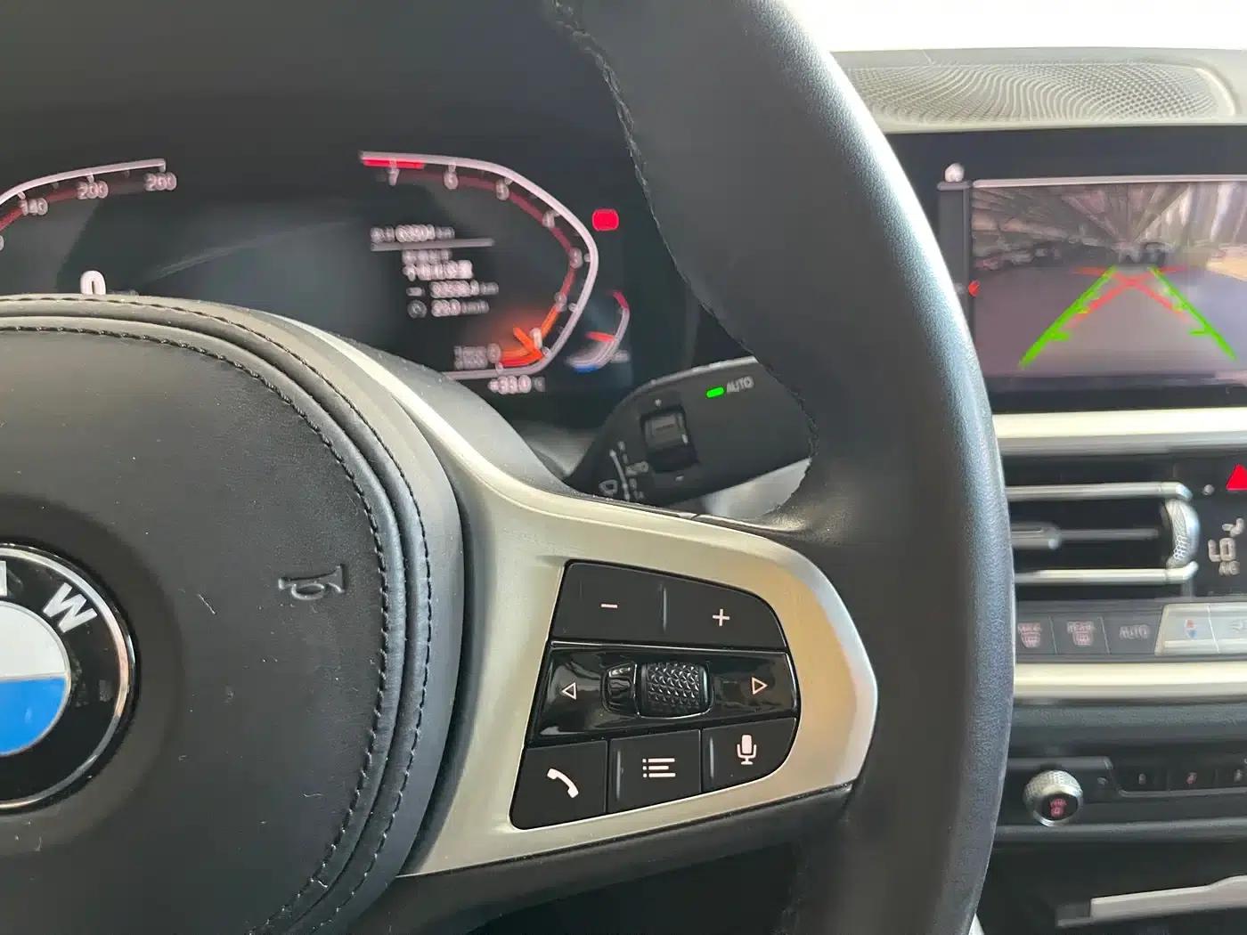 2022 BMW 3 Series 325i M Sport Package — миниатюра 14