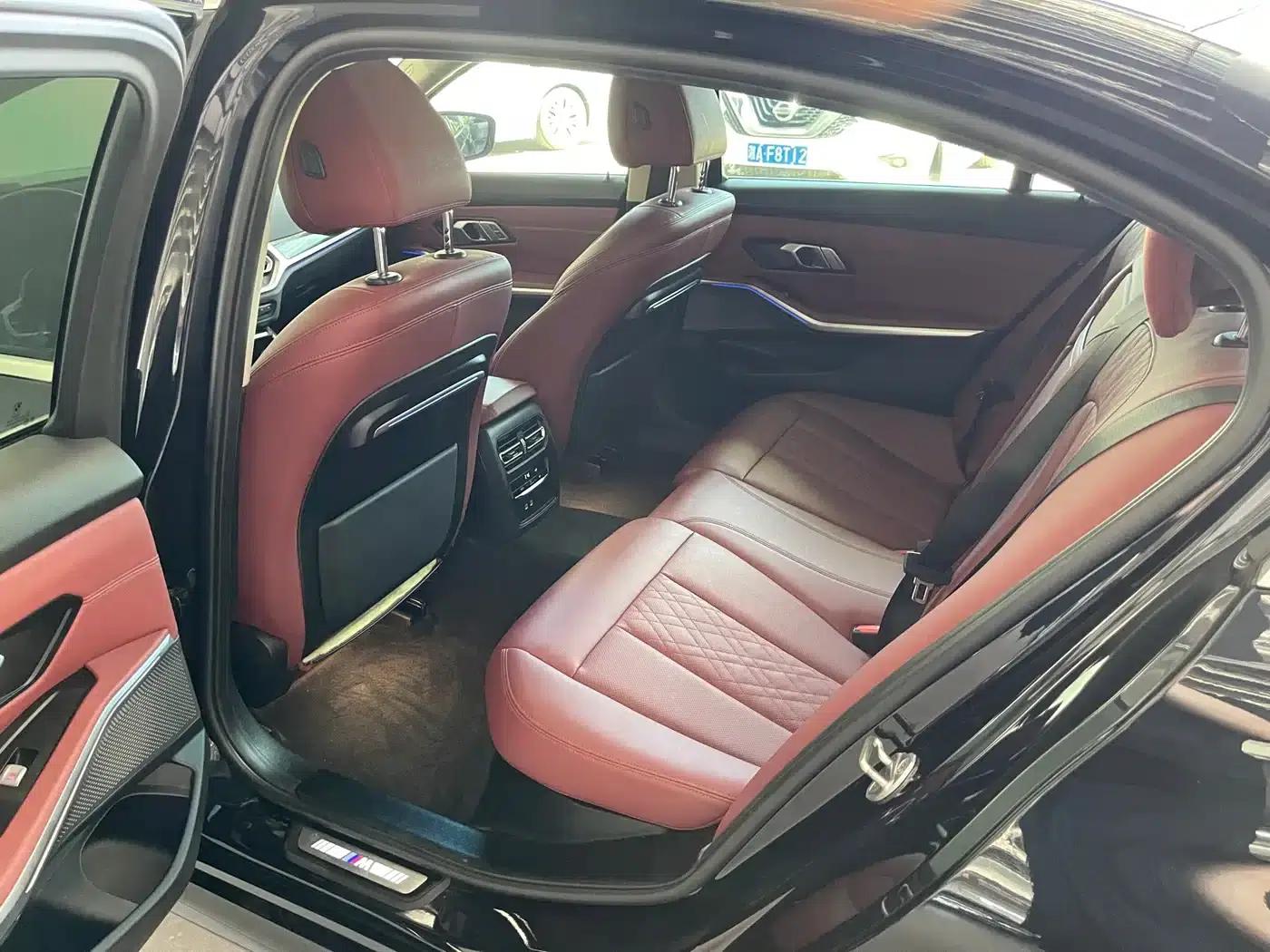 2022 BMW 3 Series 325i M Sport Package — миниатюра 18