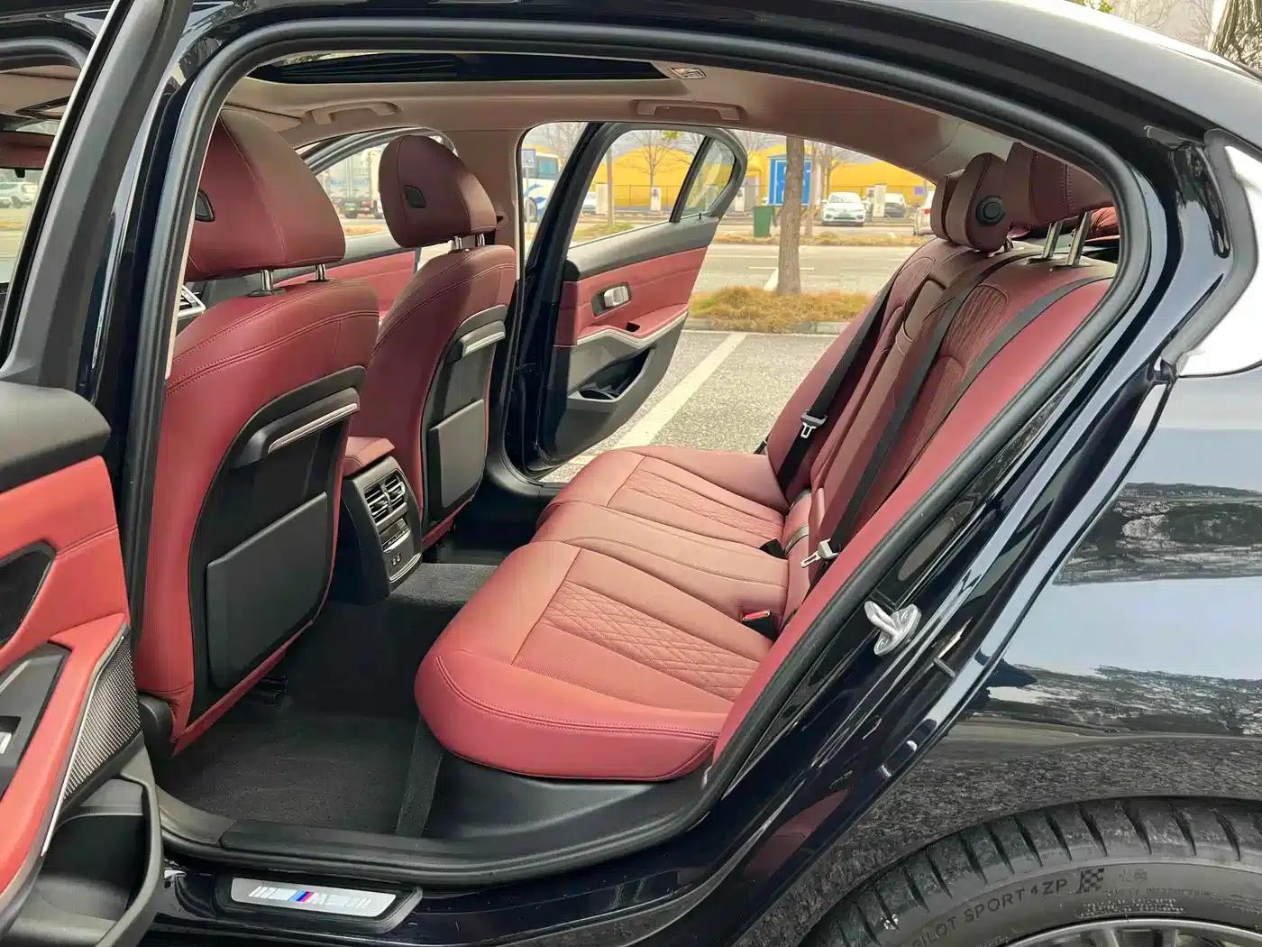 2022 BMW 3 Series 325Li M Sport Package — миниатюра 11