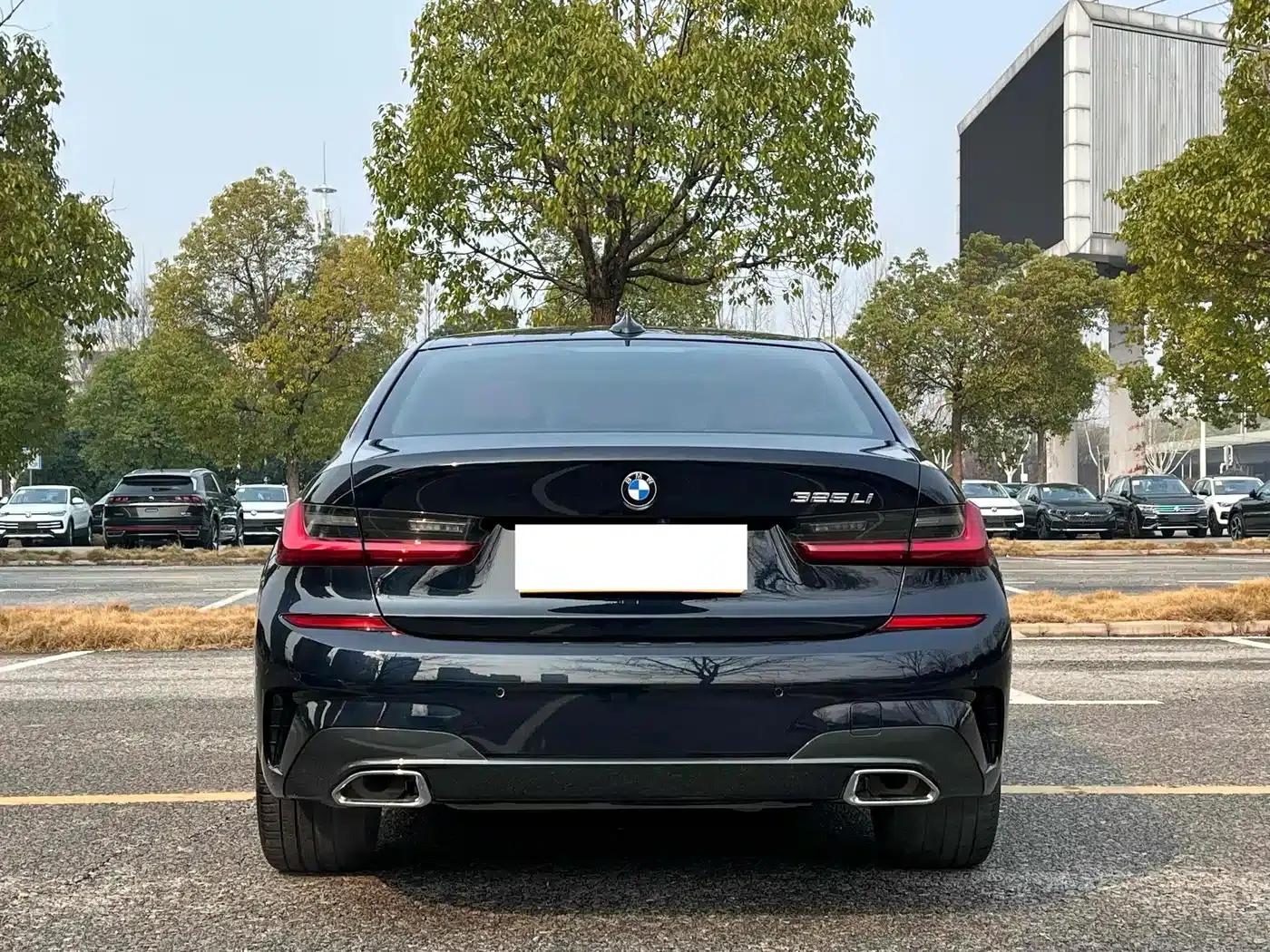 2022 BMW 3 Series 325Li M Sport Package — миниатюра 15