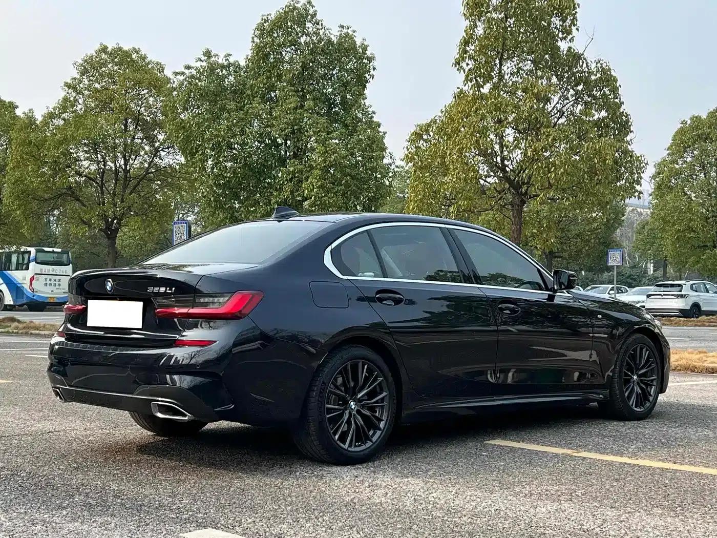 2022 BMW 3 Series 325Li M Sport Package — миниатюра 17