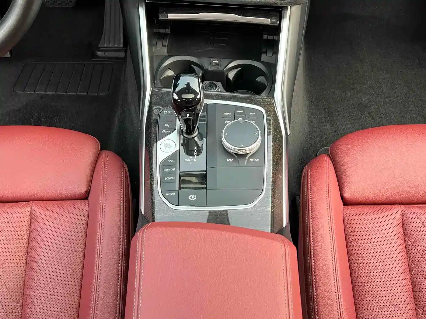 2022 BMW 3 Series 325Li M Sport Package — миниатюра 9