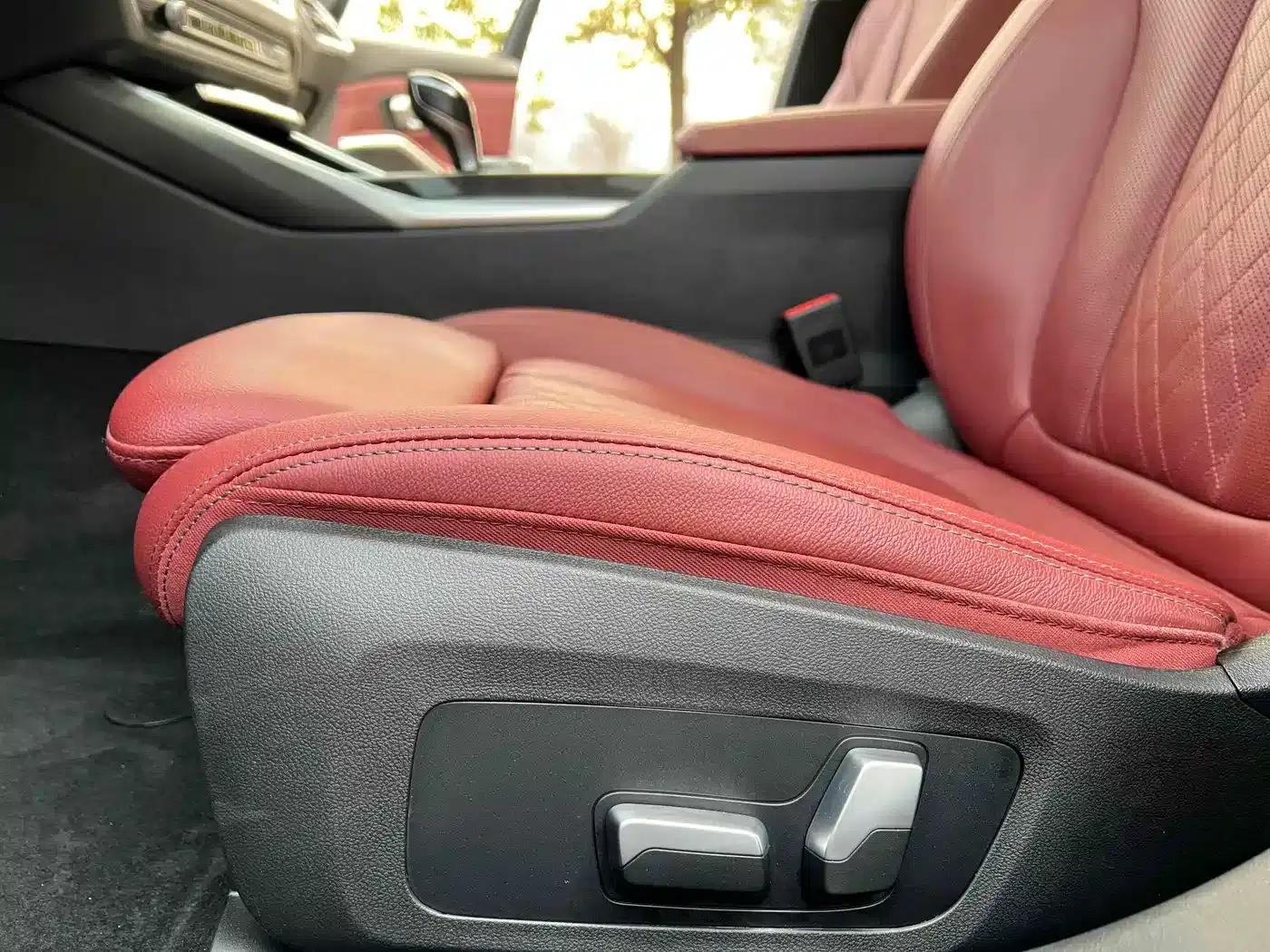 2022 BMW 3 Series 325Li M Sport Package — миниатюра 10