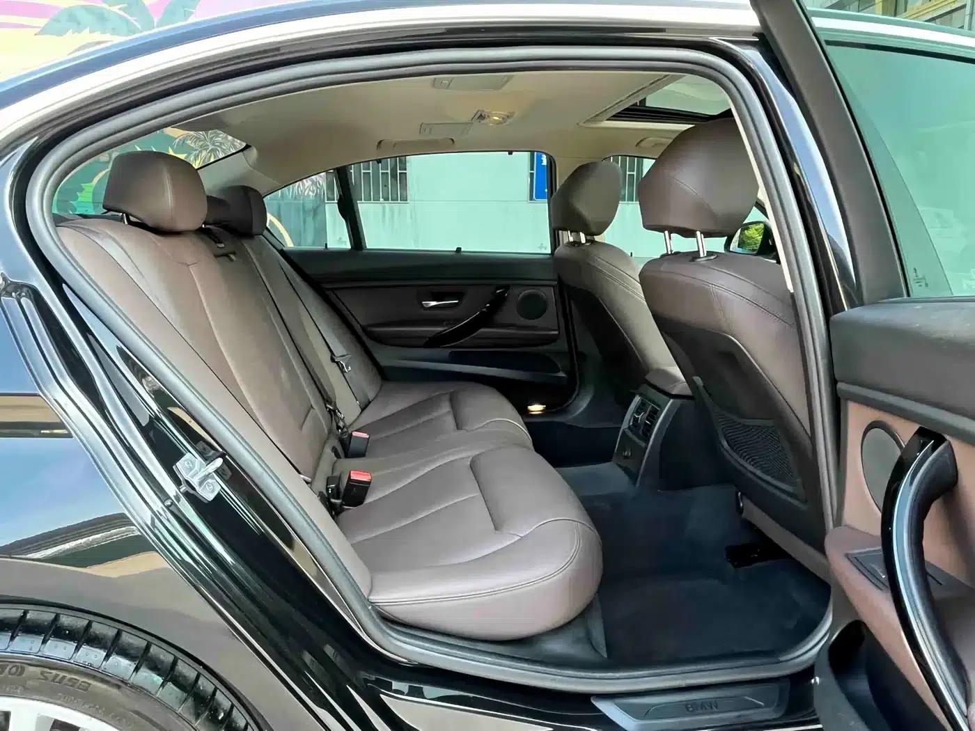 BMW 3 Series 2018 320Li Fashion Edition — миниатюра 16