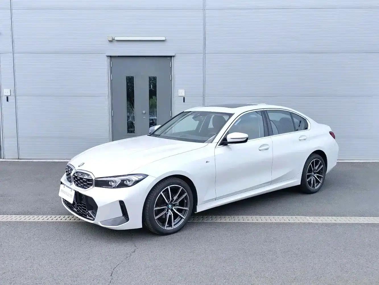 2025 BMW 3 Series 325i M Sport Package — миниатюра 1