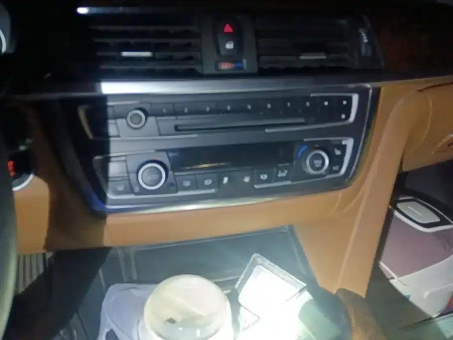 2013 BMW 3 Series 320Li Luxury Design Package — миниатюра 13