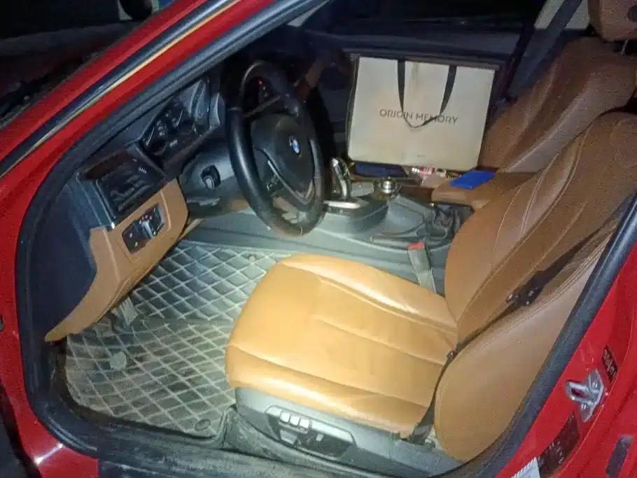 2013 BMW 3 Series 320Li Luxury Design Package — миниатюра 9