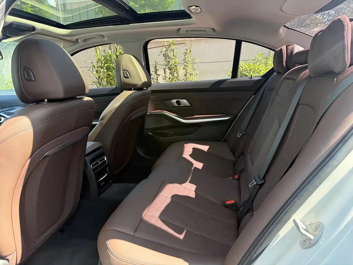 2024 BMW 3 Series 325Li M Sport Package — миниатюра 16