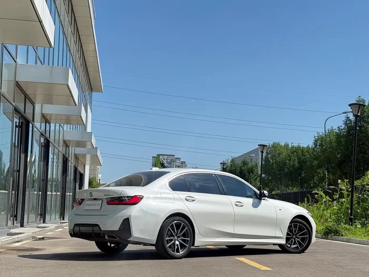 2024 BMW 3 Series 325Li M Sport Package — миниатюра 23