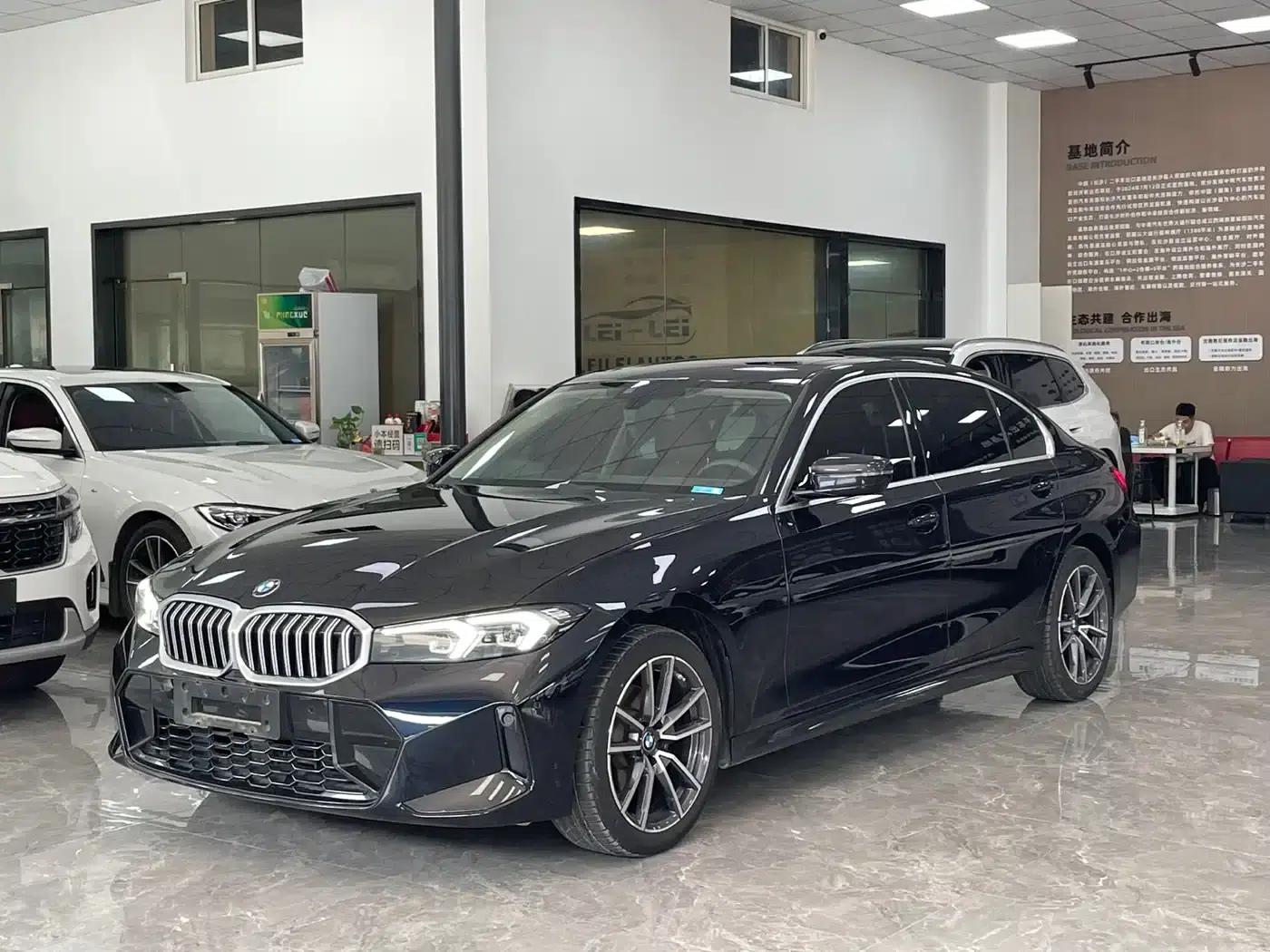 2023 BMW 3 Series 320Li M Sport Package — миниатюра 1