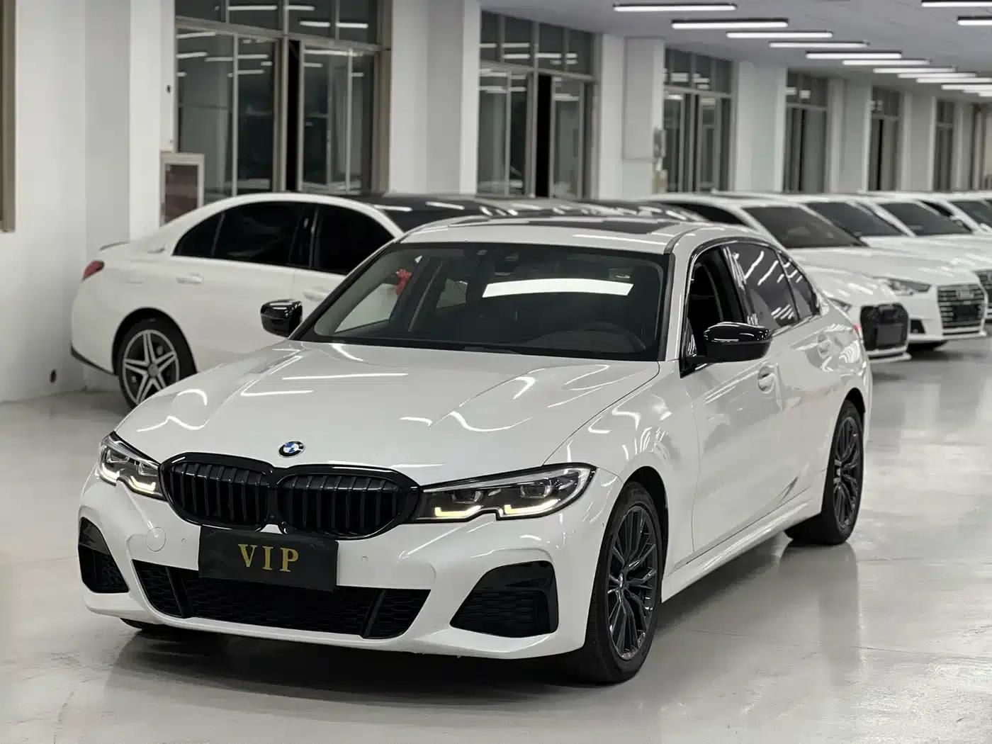 2020 BMW 3 Series 325Li M Sport Shadow Edition — миниатюра 1