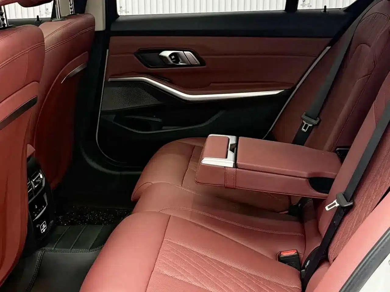 2023 BMW 3 Series 320Li M Sport Package — миниатюра 9